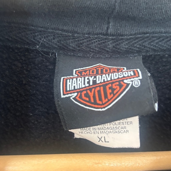 Harley-Davidson Black Zip-Up with Orange Eagle Design - Picture 3 of 7